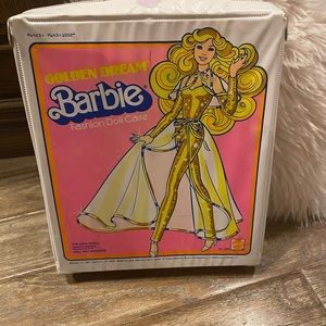 Barbie Golden Dreams vintage carrying case. Perfect condition